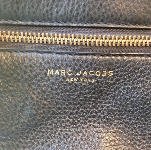 Marc Jacob Blk Genuine Leather Recruit Saddle Bag w/Goldtone Hardware - Picture 12 of 14